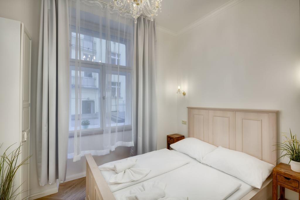 Dusni - Old Town Apartment Praha Bagian luar foto